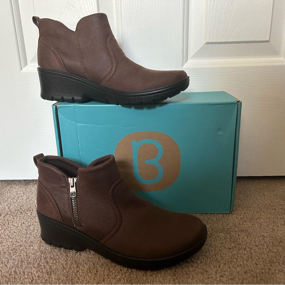 Bzees Booties, 8W